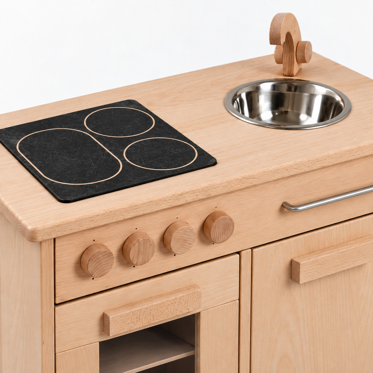 Natürliche Holzmaserung der Kinderküche ROTKÄPPCHEN