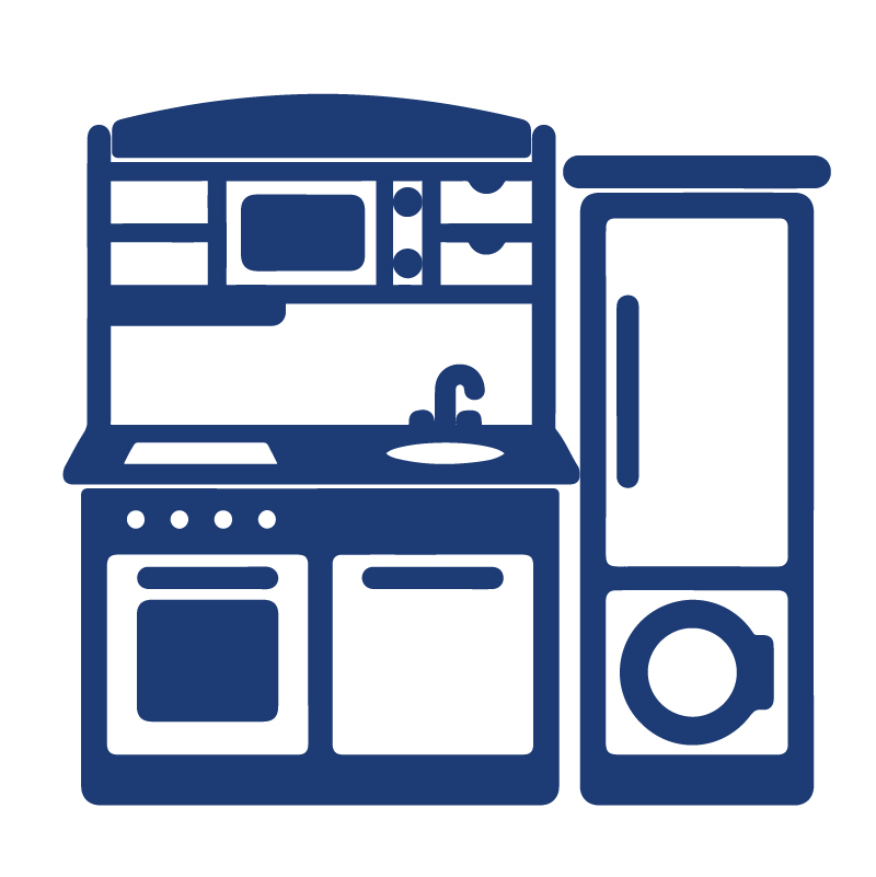 Kinder-Küchenzeile mit drei Einzelelementen: Waschmaschine, Schrank und Herd mit Backofen in Massivholz.