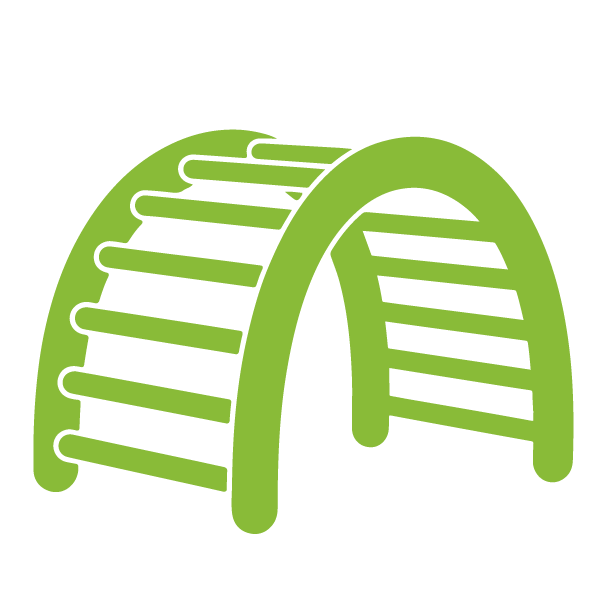 Flexi-Kletter-Dreiecke mit Sprossen in drei verschiedenen Größen.