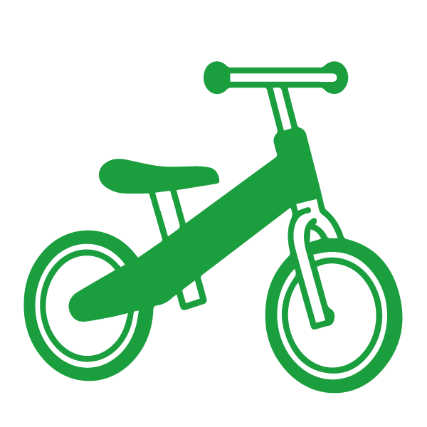 Holz-Laufern-Rad mit Gummireifen und Sitz.