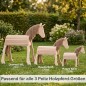 Preview: Einhorn-Horn passend für Peitz Holzpferde klein, groß und XXL – drei Größen im Garten nebeneinander