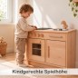 Preview: Kind spielt an Holz Kinderküche mit kindgerechter Spielhöhe und gut erreichbaren Bedienelementen