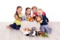 Preview: Kinder spielen mit verschiedenen Tier-Handpuppen im Puppentheater-Kontext zur Handpuppe Katze