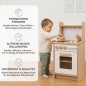 Preview: Holzküche Kinder natur – konzentriertes Spiel im Montessori-Kinderzimmer, unterstützt freies Rollenspiel und Entwicklung