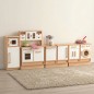 Preview: Große Kinderküchenzeile aus Holz mit mehreren Spielküchenmodulen und Arbeitsflächen auf einem Teppich im Kinderzimmer