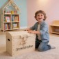 Preview: Schatzkiste Holzkiste mit Namen Kind im Kinderzimmer