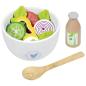 Preview: Kinder spielen mit dem Holz-Salat-Set „Vitalbowl“ in der Spielküche