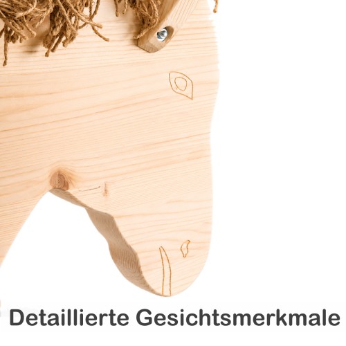 Detailaufnahme der handgefertigten Gesichtsmerkmale und natürlichen Holzmaserung des Holzesels PEDRO.