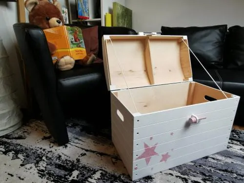 Diy-Geburtstagskiste-Menoriebox-bemalt