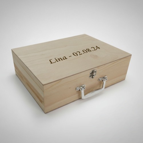 Personalisierte Erinnerungsbox aus Holz mit Gravur