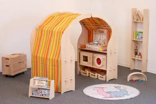 Spielständer mit Abdecktuch und Modulen, Kinder-Tischküche "Zwerg", Kinder-Mikrowelle, Kinder-Waschmaschine, Buchstütze, Verbindungselement für Spielständer hier als Wandregal