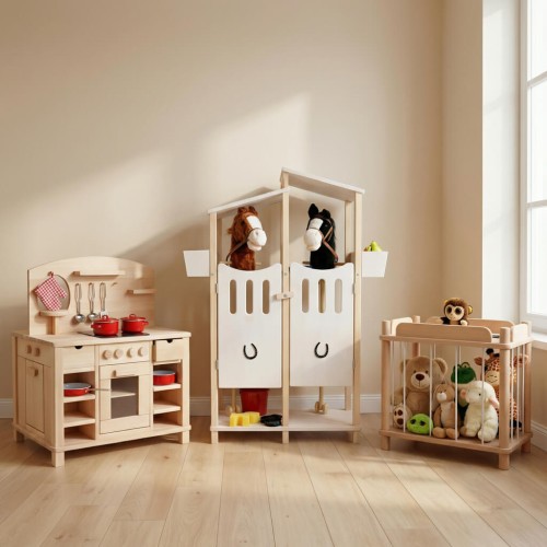 Hobby Horse Stall integriert im Kinderzimmer neben Kinderküche und Kuscheltierzoo