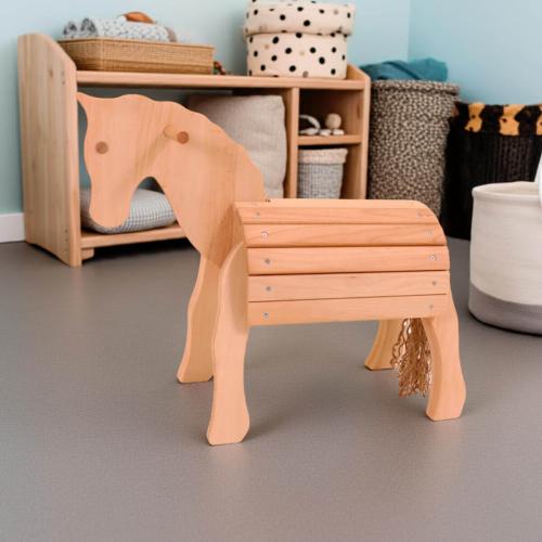 Holzpferd Charly für das Kinderzimmer, die Kita