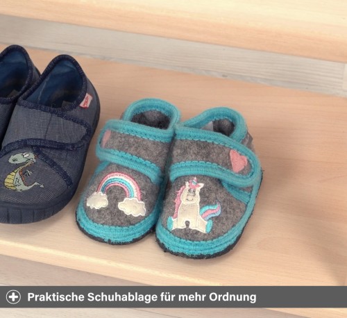 Kindergarderobe mit Schuhablage für mehr Ordnung