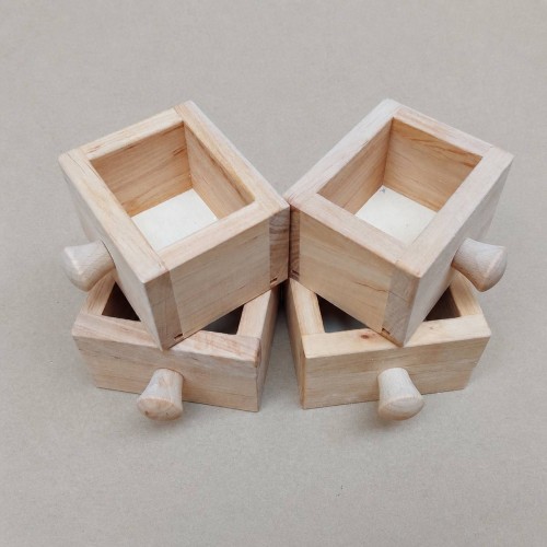 kleine-holzschubladen-buche-4er-set-geoeffnet.jpg