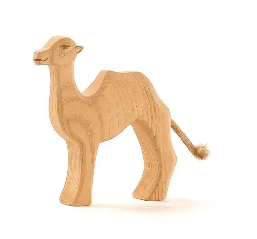 ostheimer-kamel-klein Weihnachtsgeschenk Holz öko Naturspielzeug pädagogisch wertvolles Spielzeug Montessori Waldorf Holztiger Ostheimer Spielbauernhof