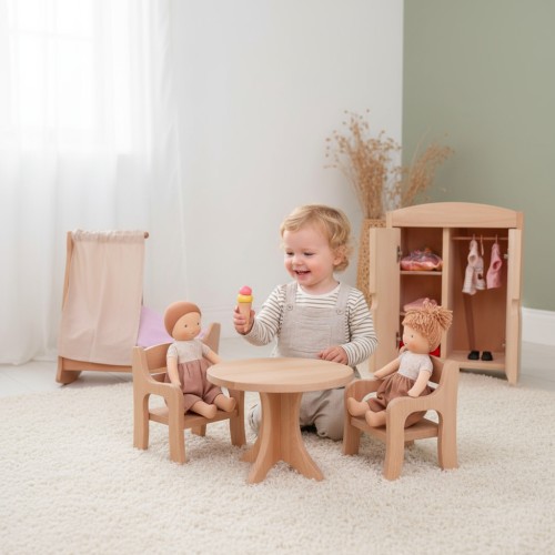 Puppenschrank, Puppentisch, Stühle, Wiege Puppenschrank, Puppentisch, Stühle, Wiege