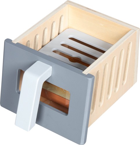 Airfryer aus Holz mit Lebensmitteln