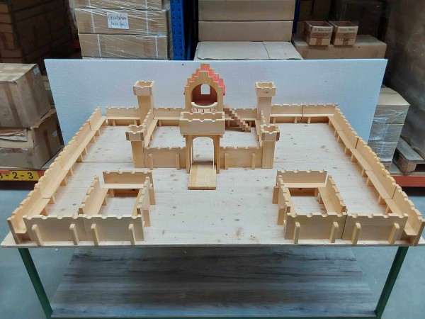 XXL Ritterburg Sonderposten mit 20 zusätzlichen Mauerteilen | Linde Massivholz geölt