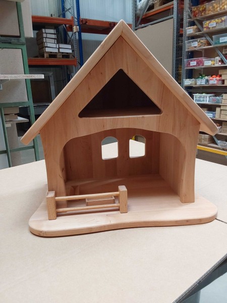 2. Wahl Krippenstall aus Erle Massivholz Natur