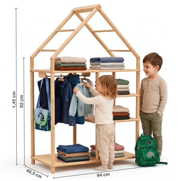 Montessori Kleiderschrank im Größenvergleich mit zwei Kindern und Maßangaben