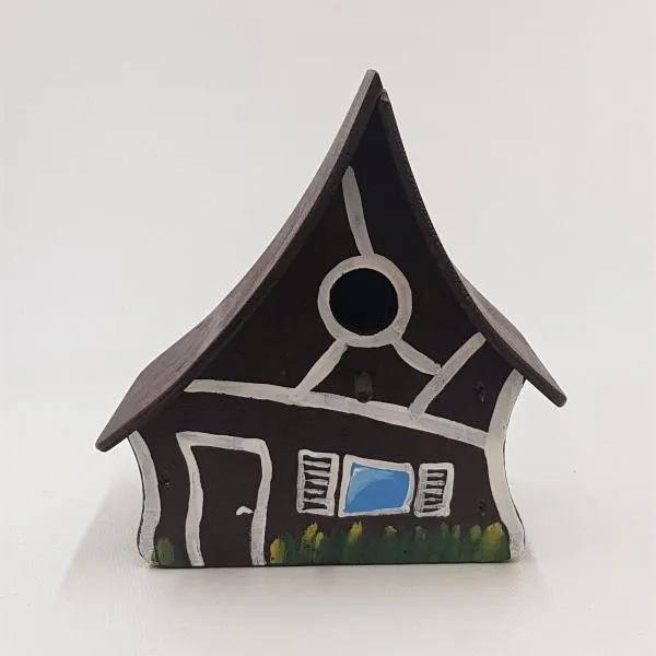 Vogelhaus, Nistkasten, Hexenhaus, Bauernhaus Vogelhaus, Nistkasten, Hexenhaus, Bauernhaus