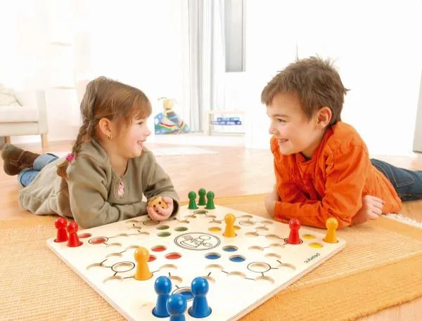 Oops! XXL-Gesellschaftsspiel | Brettspiel für Kinder und Erwachsene Oops! XXL-Gesellschaftsspiel | Brettspiel für Kinder und Erwachsene