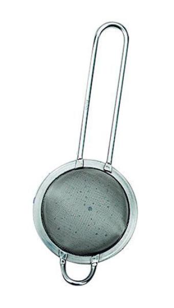 Kinder-Edelstahl-Sieb – Originelle Haushaltshelfer für das Kochen in der Kinder-Spielküche - nützliches Spielküchenzubehör Kinder-Edelstahl-Sieb – Originelle Haushaltshelfer für das Kochen in der Kinder-Spielküche - nützliches Spielküchenzubehör
