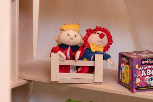 Grosse Stiege, Obstkistefür Kasperlepuppen Grosse Stiege, Obstkistefür Kasperlepuppen