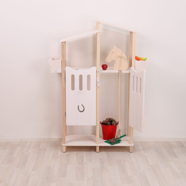 Hobby Horse Pferd im Hobby Horse Stall