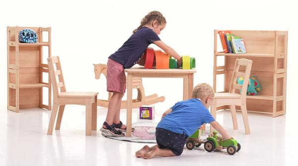 Kinder Sitzgruppe weiß mit Kinder Stühlen Kinder Sitzgruppe weiß mit Kinder Stühlen