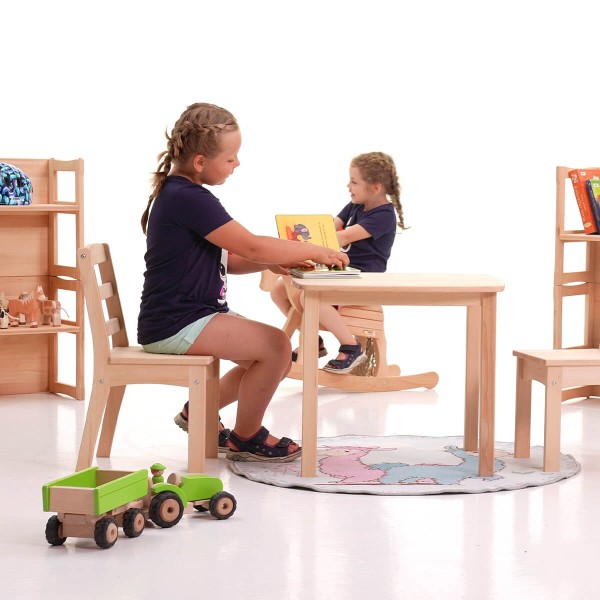 Kindetisch Stuhl Set aus Massivholz Kindetisch Stuhl Set aus Massivholz