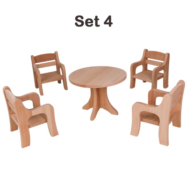 puppenmoebel im set 4 besteht aus tisch und vier stuehlen puppenmoebel im set 4 besteht aus tisch und vier stuehlen