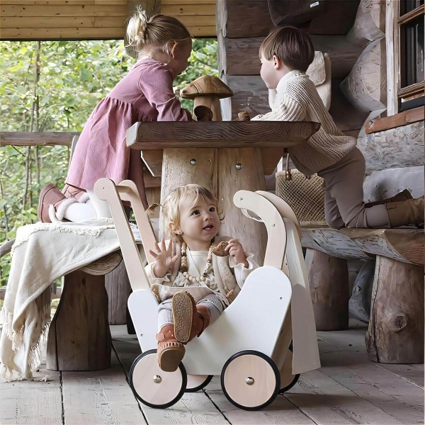 Puppenwagen aus Holz - Glückliche Familie Puppenwagen aus Holz - Glückliche Familie