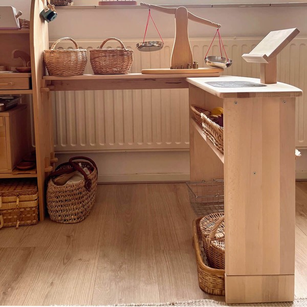 Kinder Spieltheke Buche - Seitenansicht