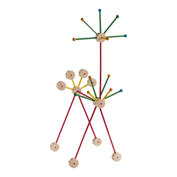 SteckART Set 1 Holzbaukasten als gebaute Giraffe mit bunten Stäben