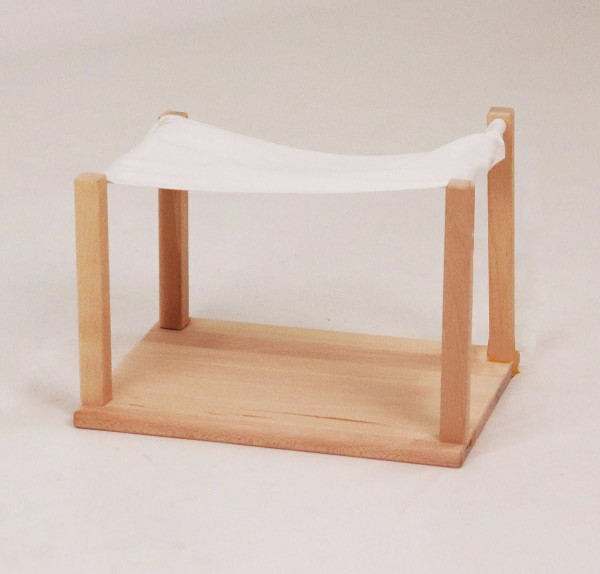 Holz Wintergarten-Terrasse für das Puppenhaus mit beigem Stoffdach als Sonnensegel