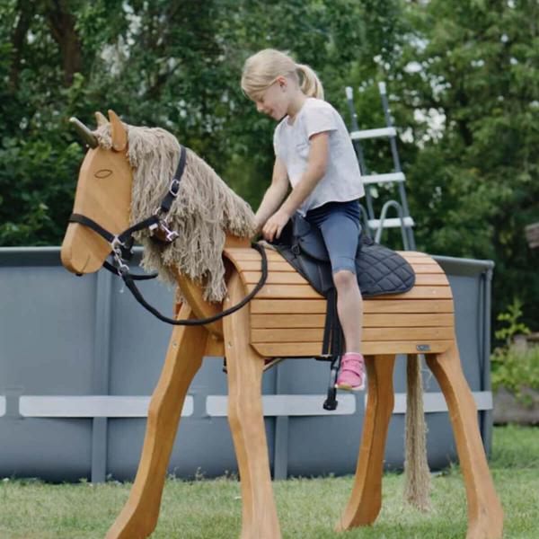 Voltigierpferd aus Holz zum Reiten und Üben Voltigierpferd aus Holz zum Reiten und Üben