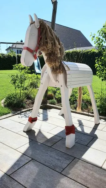 Weißes Voltigierpferd | Holzpferd "White Beauty" | Spielzeug-Pferd 7031 - Sonderposten zur Abholung